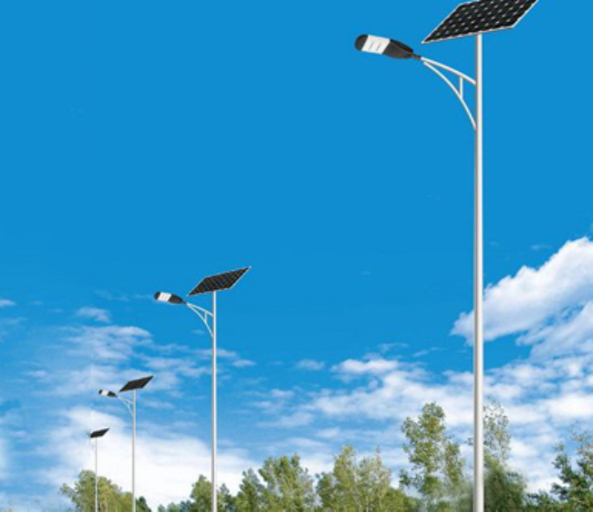 久治太阳能路灯维护时，这些细节别忽略！